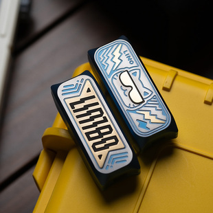 limbo灵宝机械猫钛合金叮叮推牌edc指尖解压玩具密集段落啪啪币