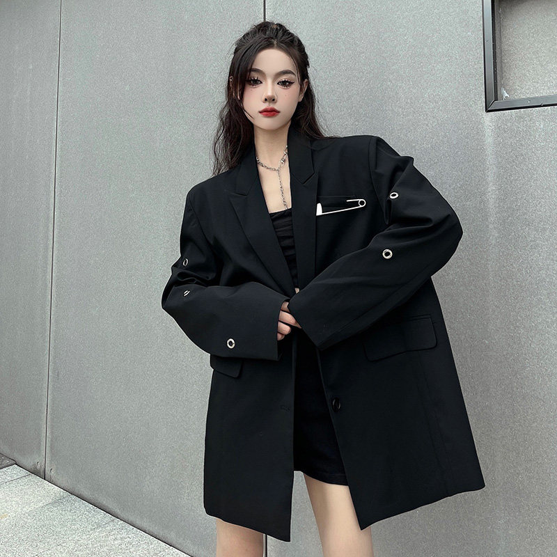 时尚休闲网红款设计感黑色西装外套女秋高级感炸街小个子西服上衣