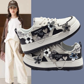 厚底板鞋 女孩鞋 子爆款 女童运动鞋 百搭黑白鞋 新款 休闲鞋 中大童春季