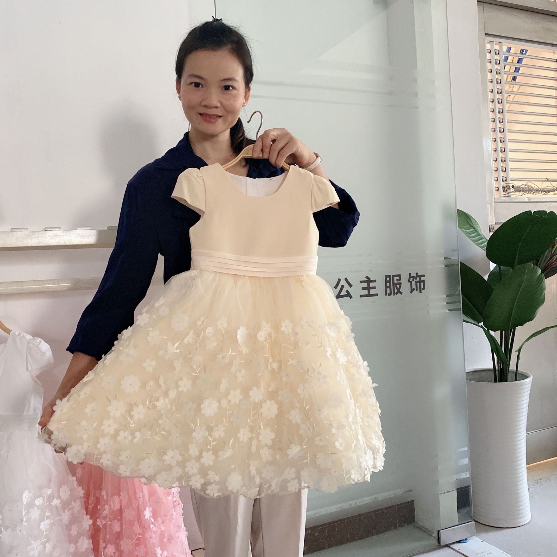 韩版网纱大童钢琴演出服蓬蓬裙