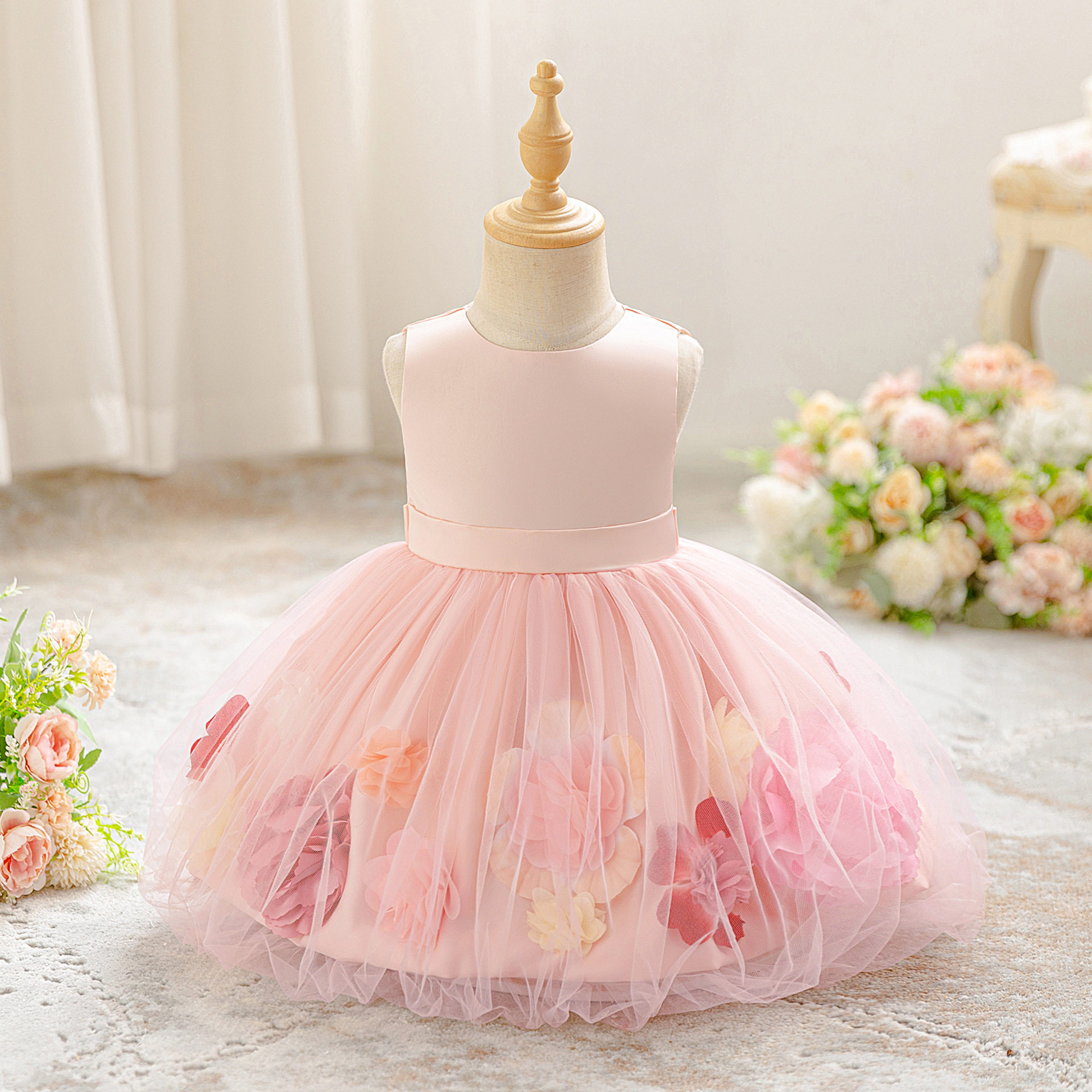 欧美新款周岁礼服裙花朵生日花童蓬蓬裙子贴花公主裙舞台演出服
