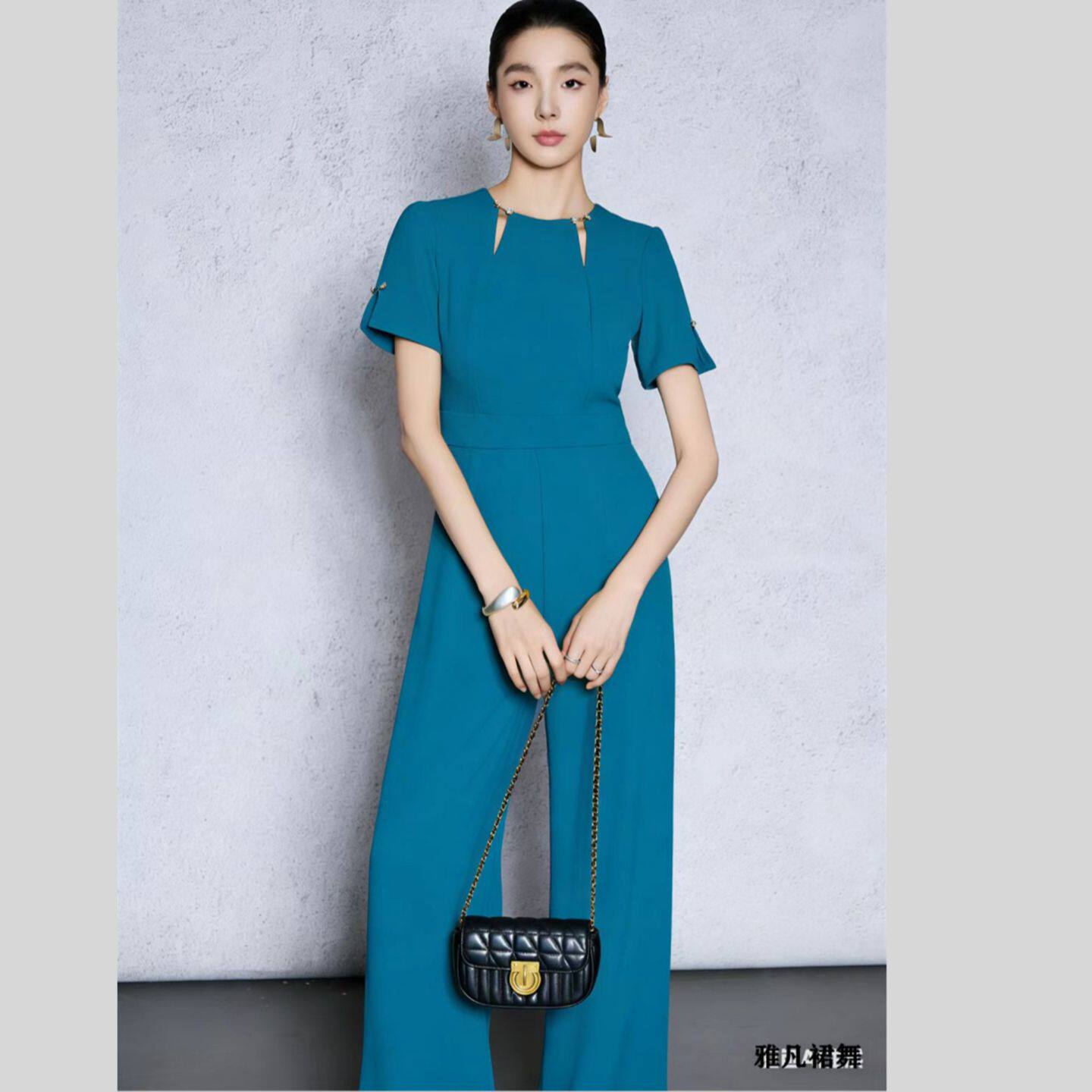 高级孔雀蓝色减龄时尚感 领子双开叉短袖高腰垂感修身连体裤女夏