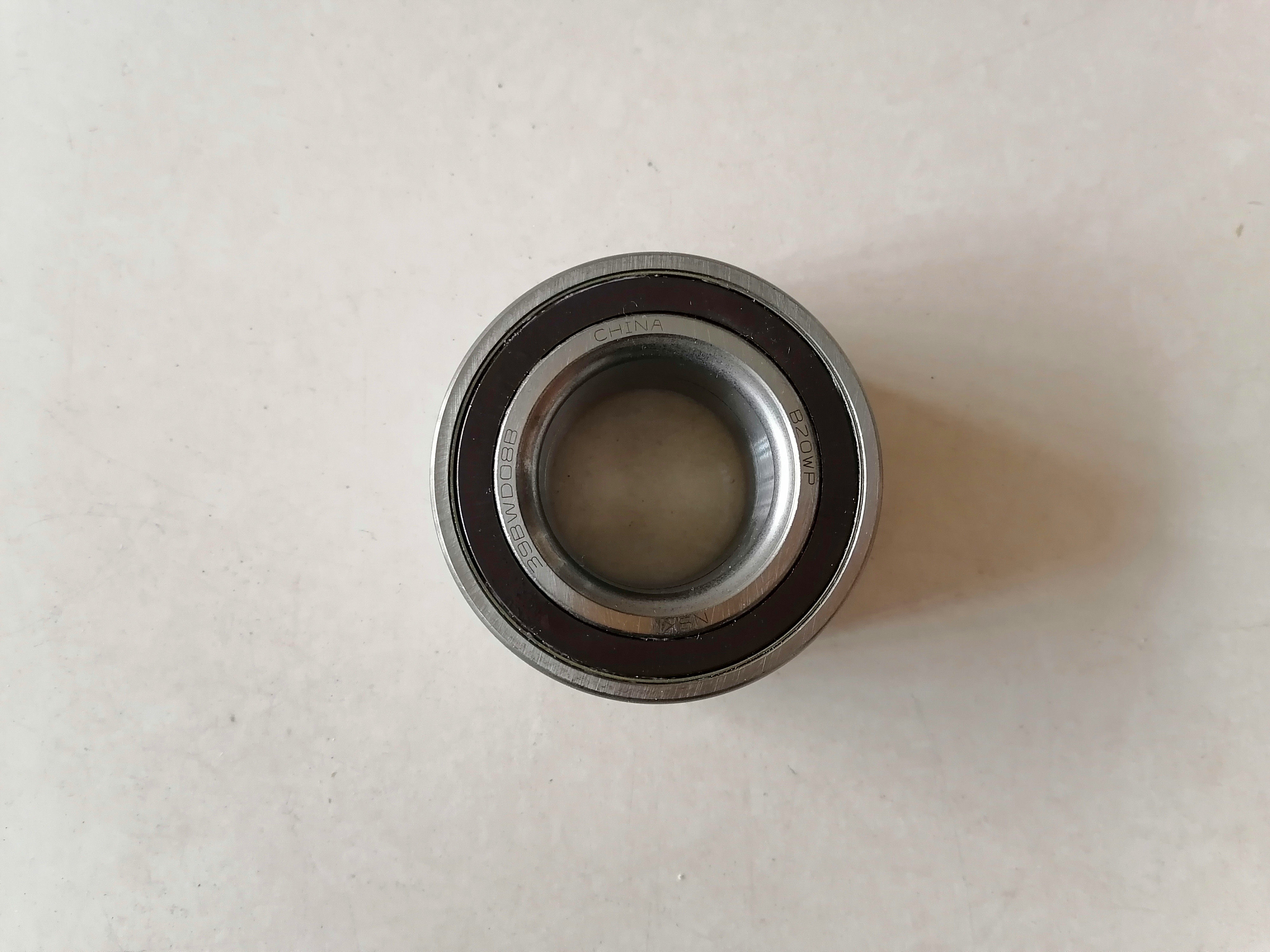 适用北汽幻速h3f前轮轴头 前轮芯 轴承轴头 前轮轴承后轮轴承配件