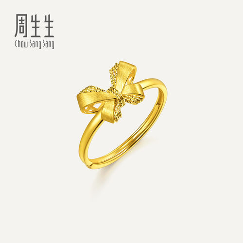 周生生Essence永系列柔足金光蝴蝶黄金戒指礼物96821R