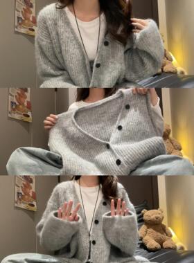 韩系灰色V领外穿毛衣女秋季韩系慵懒风穿搭软糯针织外套开衫上衣