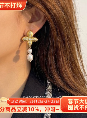 十字花瓣镶钻白色天然淡水珍珠耳坠女士耳环耳线法式复古中古风