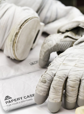 MOBOH新款纸感手拿包设计师防水轻便男女小包包涂鸦潮人钱夹钱包