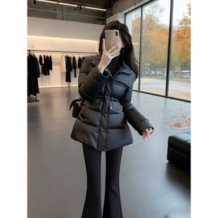 棉服女款冬季高级感独特超好看气质收腰保暖中长款黑色夹棉厚外套