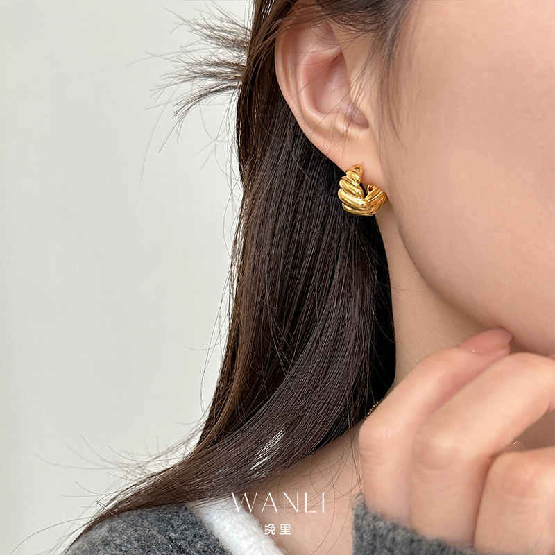 挽里纹理面包耳环轻奢小众精致小巧时尚百搭气质女生耳饰日常通勤,饰品/流行首饰/时尚饰品新,耳环,淘宝优惠券,粉丝福利购,淘宝优惠卷