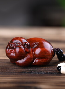 十二生肖猪小叶紫檀手把件木雕貔貅财神吊坠挂件工艺品文玩礼物