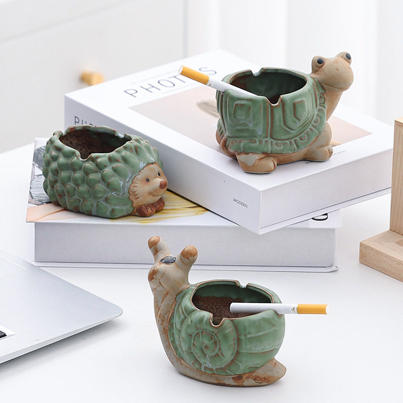 家用可爱卡通小动物陶瓷烟灰缸创意个性男友生日礼物老师礼品搞怪