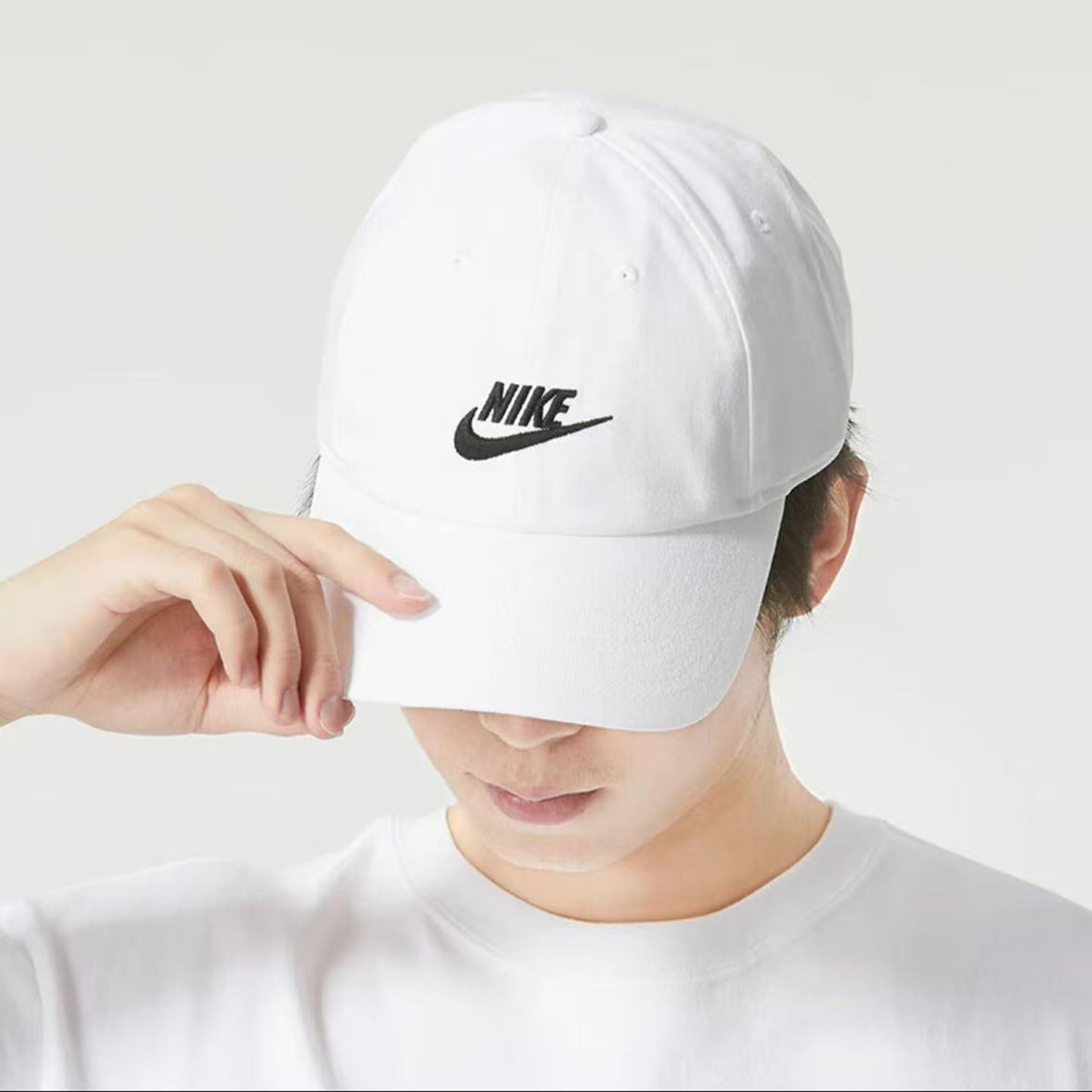 Nike耐克男女同款刺绣logo潮流百搭运动休闲鸭舌帽FB5368-100