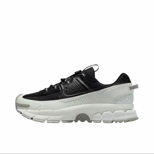 42码Nike耐克Zoom Vomero Roam男子低帮缓震运动休闲鞋FV2295-001