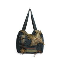 Темно -синее пятно