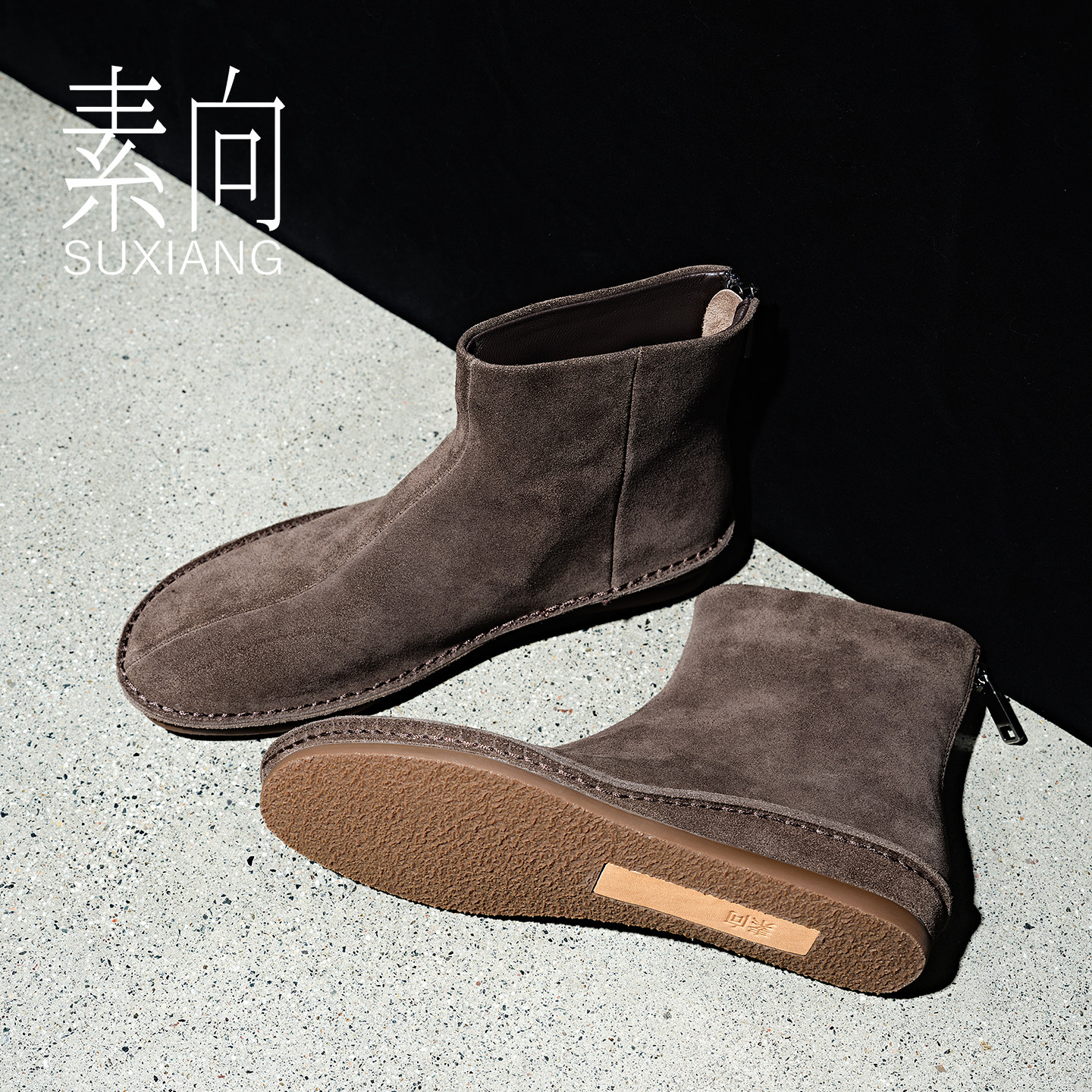 素向头层牛皮牛反绒马丁靴图片