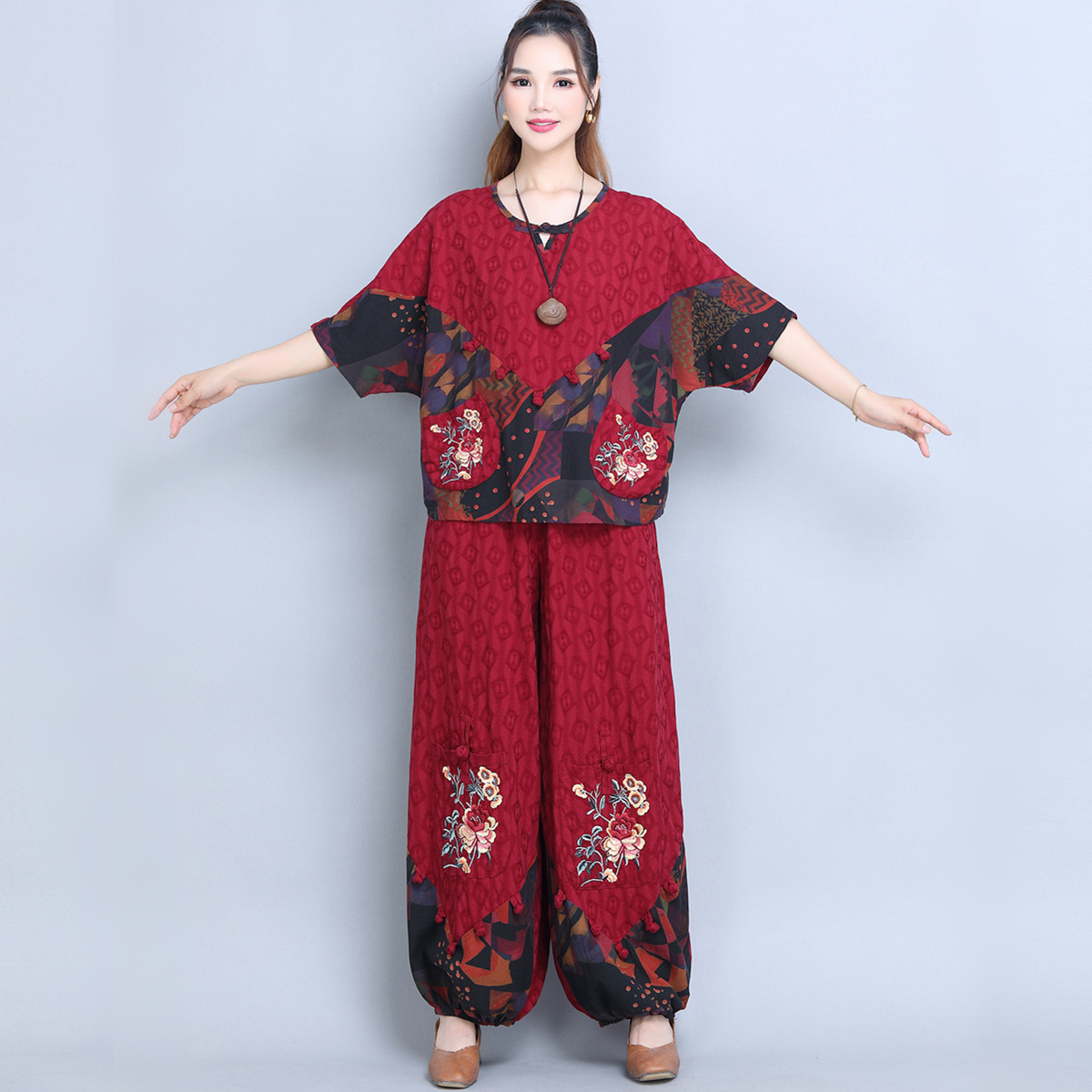夏季红色棉麻中老年女两件套妈妈