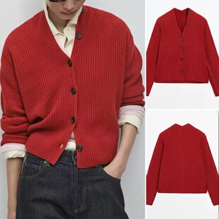 西班牙单2026春秋季休闲设计感新年红色软糯V领纽扣针织开襟衫女