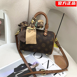 莫妮卡奇奇波士顿包包2025新款圆桶手提包单肩斜挎包通勤枕头包潮