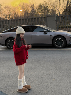 吉小可2026冬季新款女童加厚针织套装儿童红色毛衣套装过年拜年服