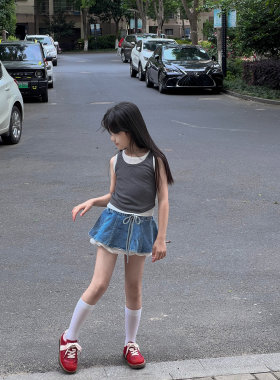 吉小可2026夏季新款女童吊带背心中大童牛仔裙套装女宝宝两件套