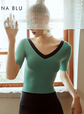 DIVINA BLU巴黎裸感短袖女士瑜伽服上衣T恤运动健身背心带胸垫