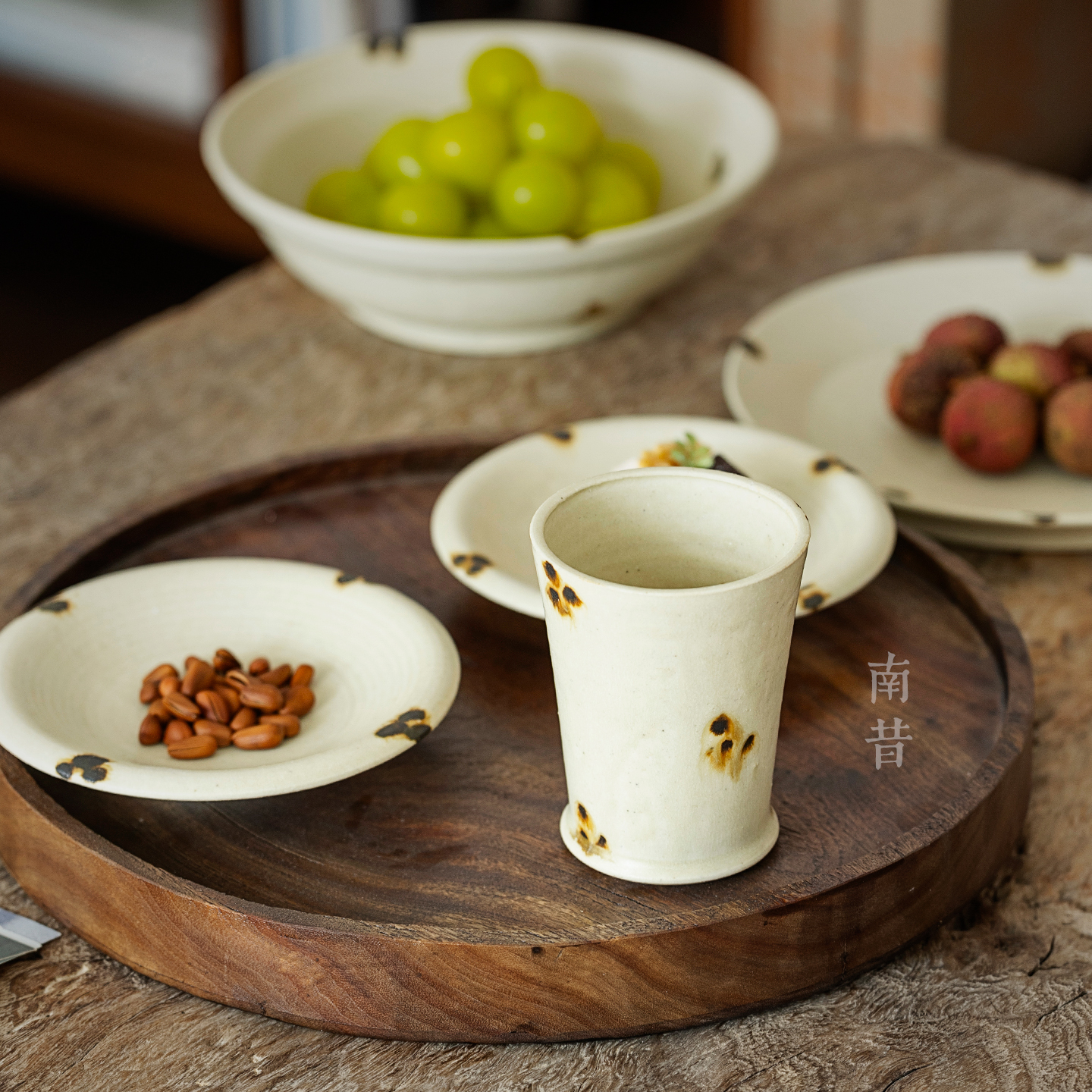 粗陶日式点彩餐具大汤碗