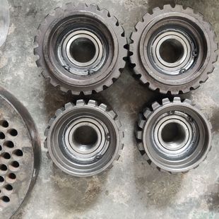 饲料颗粒机配件大全压轮总成压辊压轮壳型号齐全高温淬火加厚耐磨