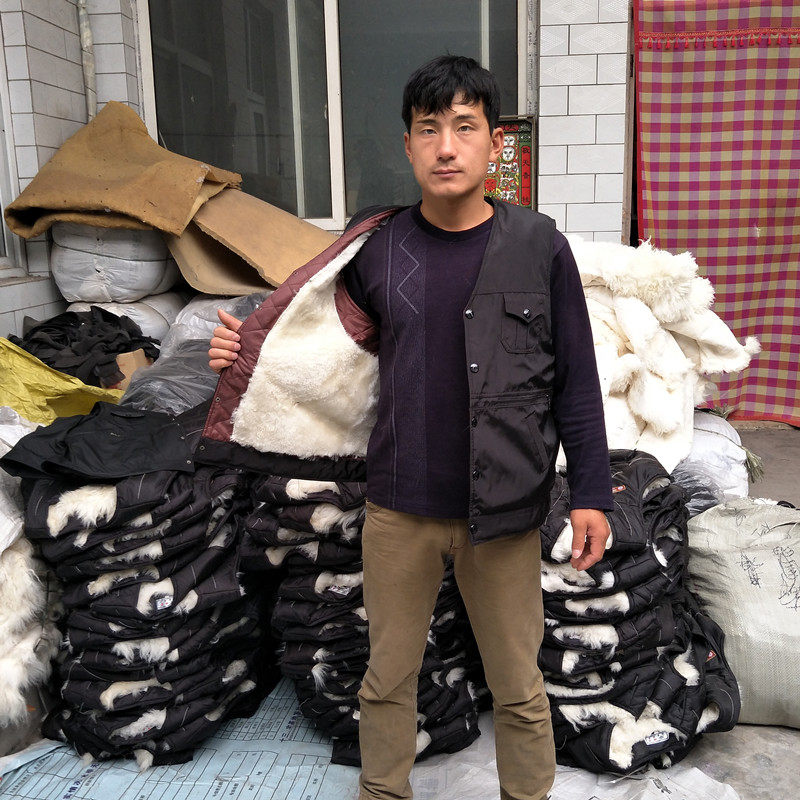 冬季马夹中老年人羊皮保暖棉背心