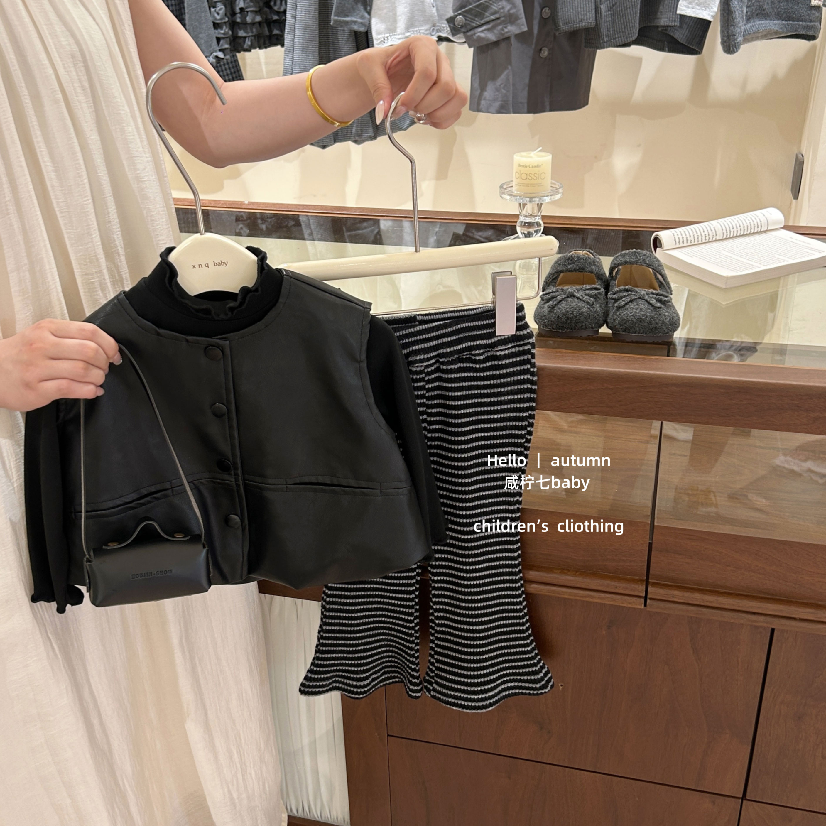 韩版儿童时尚洋气皮马甲套装