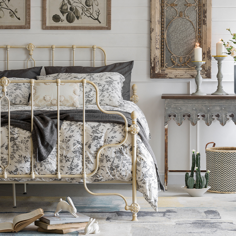 维埃纳超美150/180仿古白双人床