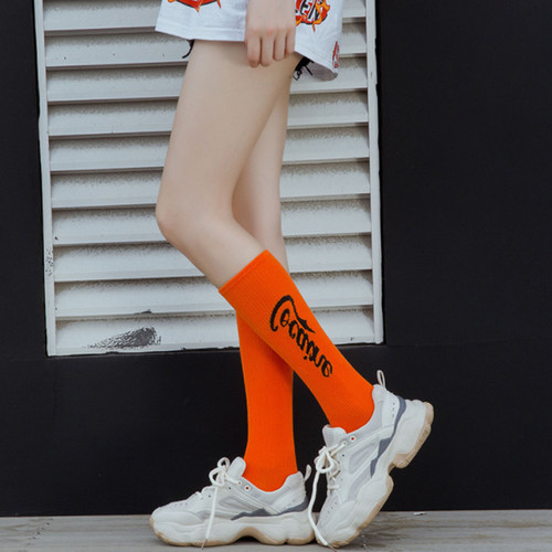 袜子男长袜潮流韩版街头ins中筒价格 袜子男长袜潮流韩版街头ins中筒图片 星期三