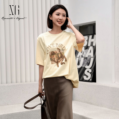XG雪歌2025夏季新款时尚印花宽松套头圆领短袖T恤女XK201038A960