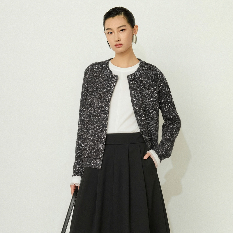 XG雪歌2026冬季新款黑色亮片圆领加厚针织开衫外套女XK411785A890