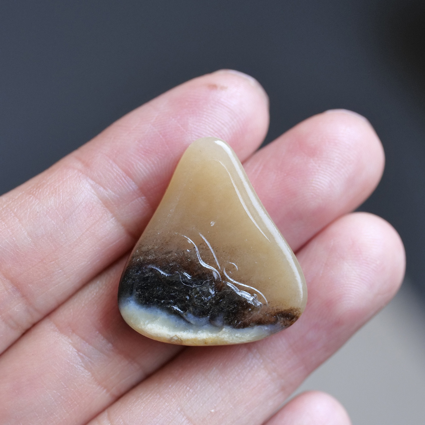 天然和田玉俄料糖玉花皮山流水三色意境过渡款年年有余挂件礼物8z