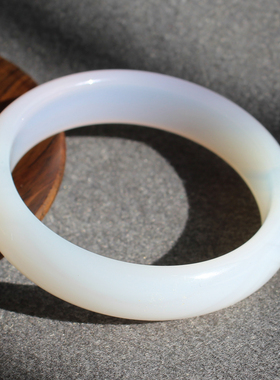 火爆高冰种粉紫色渐变56mm轻奢高级感玉髓正装手镯K