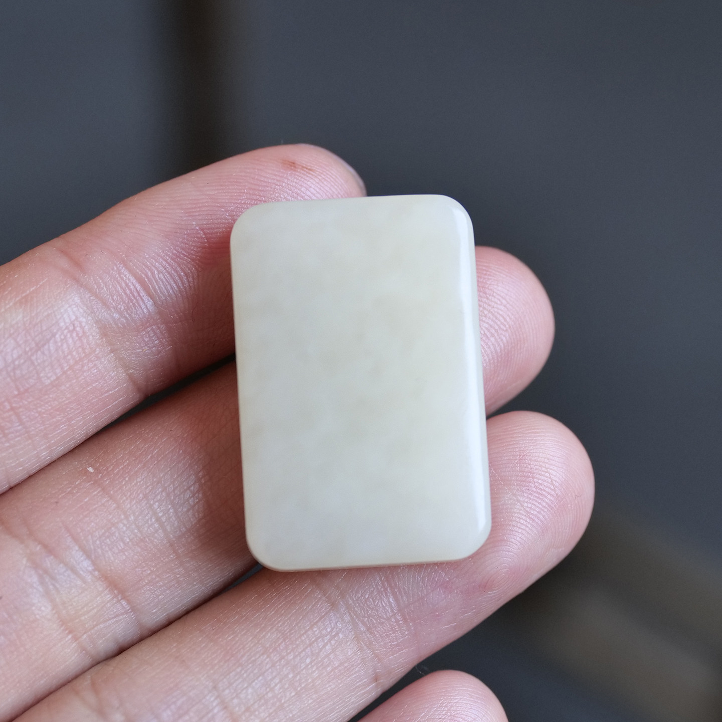 天然和田玉俄料糖粉无事牌吊坠挂件生日礼物