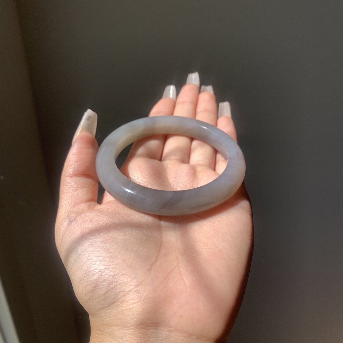 56圈口天然和田玉青海料烟青玉手镯49.8克