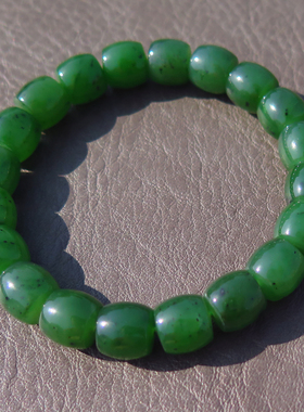和田玉俄料碧玉菠菜绿细腻油润卡10mm直切手串手链S
