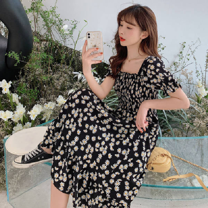 Big size women's new summer dress fat sister shows thin and foreign style small daisy Chiffon Short Sleeve Dress