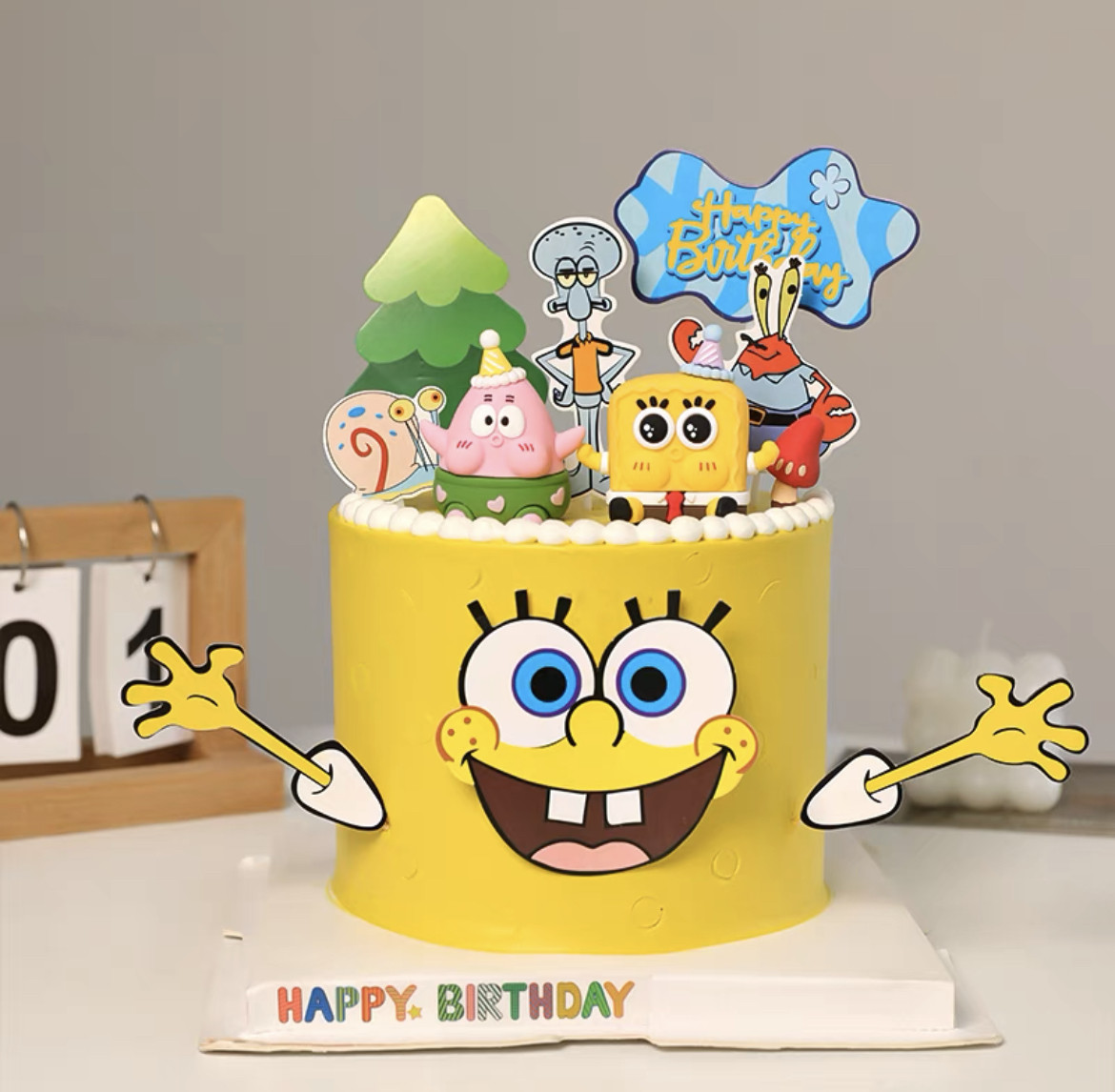 烘焙卡通生日蛋糕装饰摆件海绵宝宝派对星搪胶公仔网红噜噜猪配件