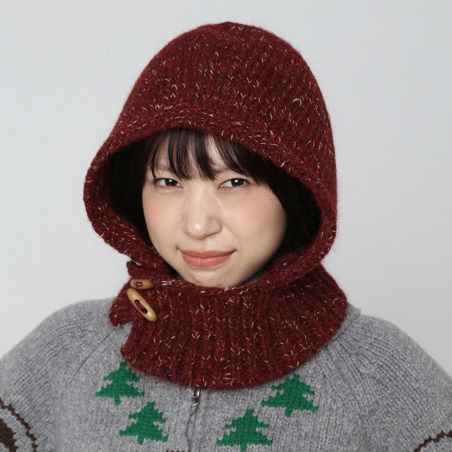 红色复古牛角扣巴拉克拉法帽