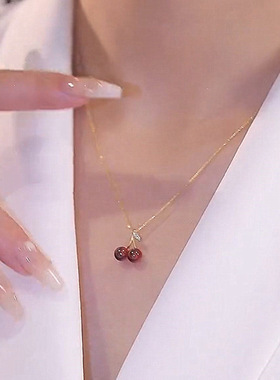芒果mg饰品小樱桃石榴石高级感红色吊坠项链女轻奢小众设计百搭钛