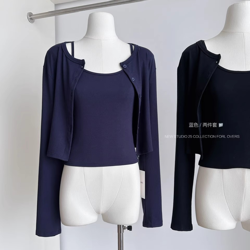 秋季套装显白气质开衫吊带背心