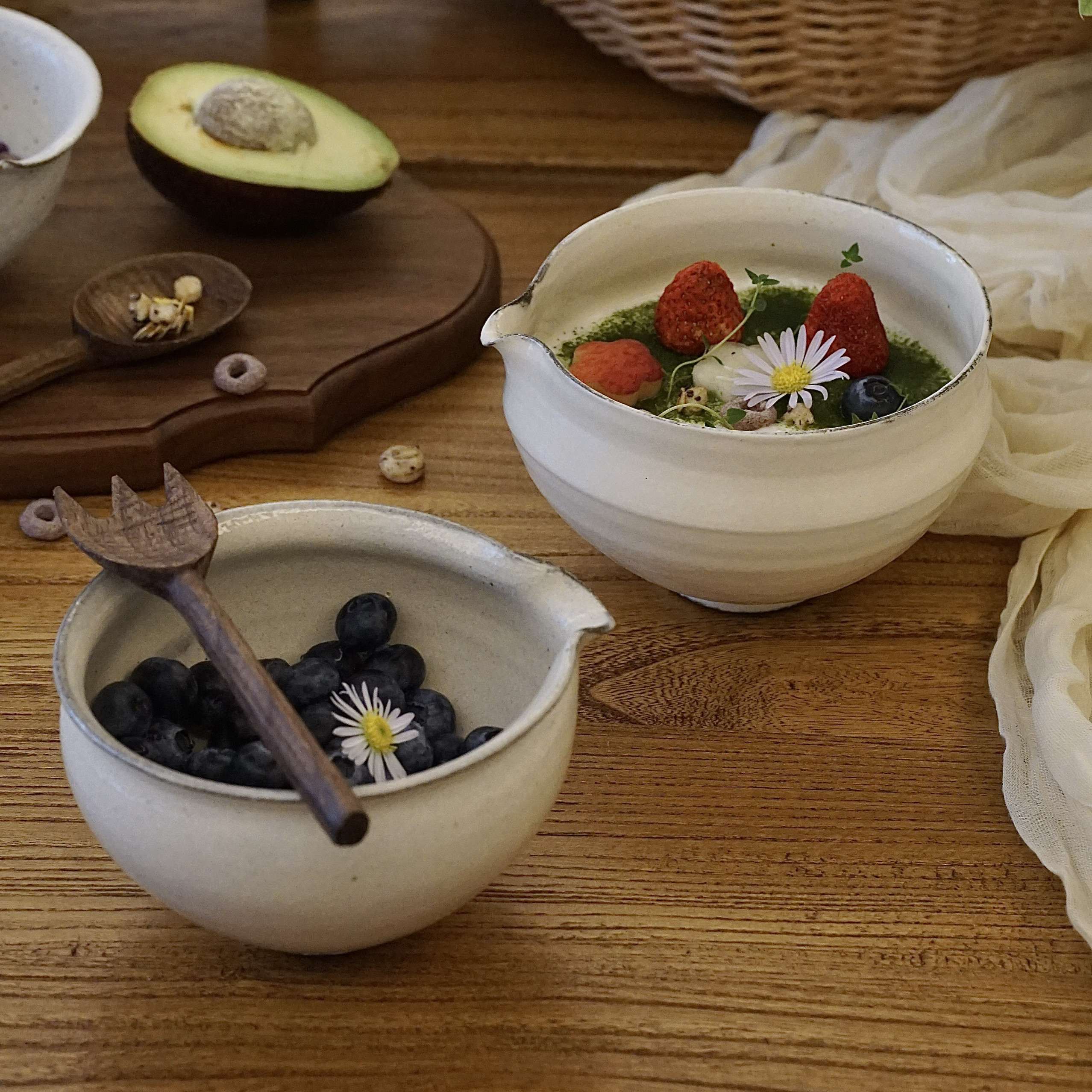 花间树里。景德镇手作粉引日式抹茶碗酸奶碗水果沙拉碗甜品大碗