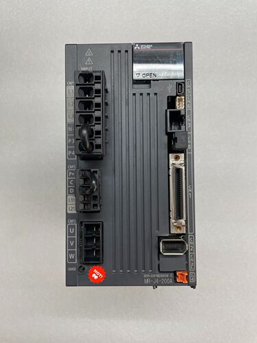 三菱MR-J4-200A伺服驱动器全新原装拍前请询价