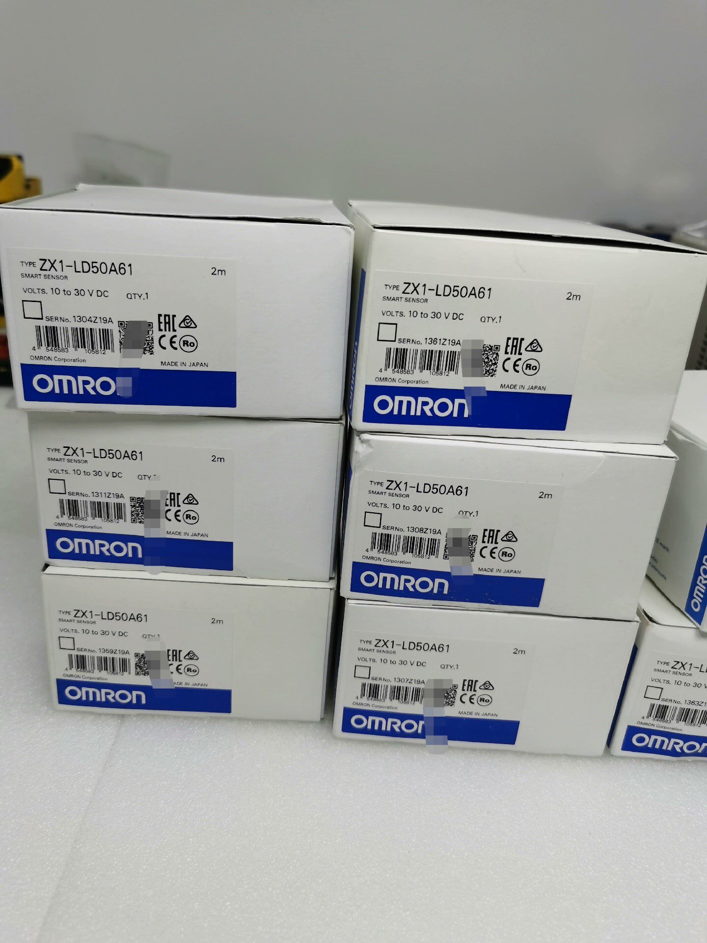 欧姆龙传感器ZX1-LD50A61全新原装拍前请询价