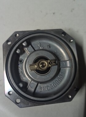 三菱编码器BN030B991模块FXAIM04A-DW FXSVT01 Q68ADV MR-J3-PFU4