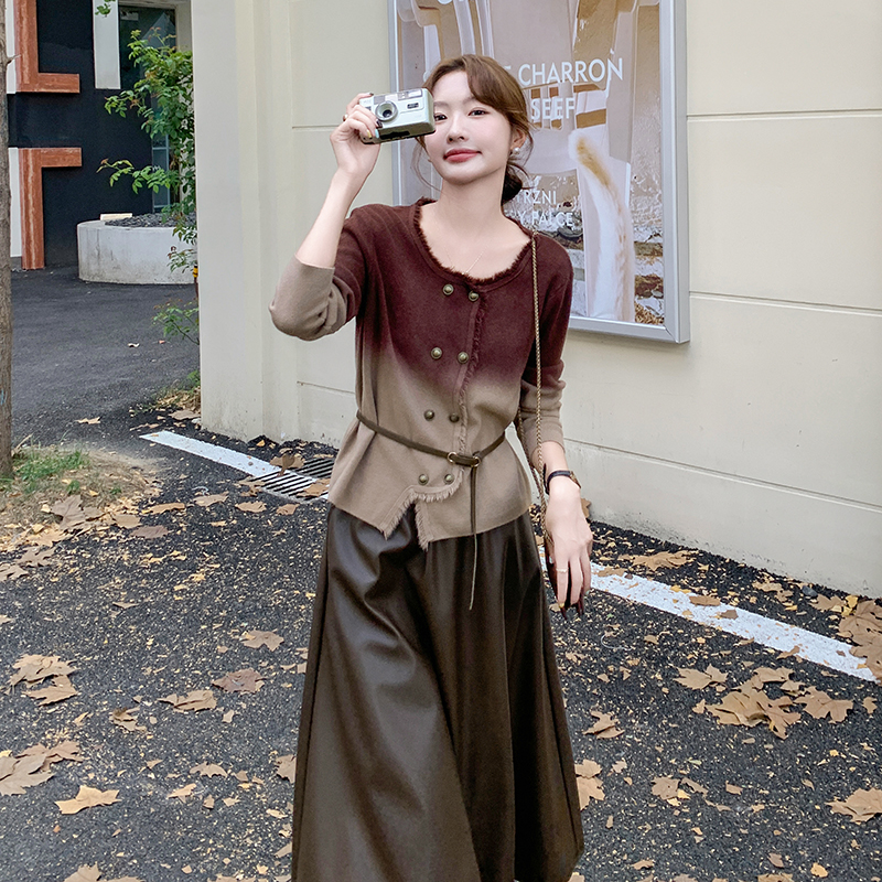 渐变色小香风时尚套装裙女2025法式设计感洋气减龄PU皮裙两件套