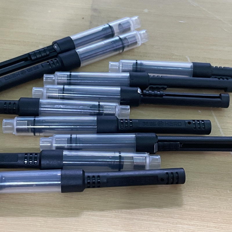 英雄吸墨器钢笔用吸墨器推拉式拉杆吸墨器抽拉上墨器适配通用