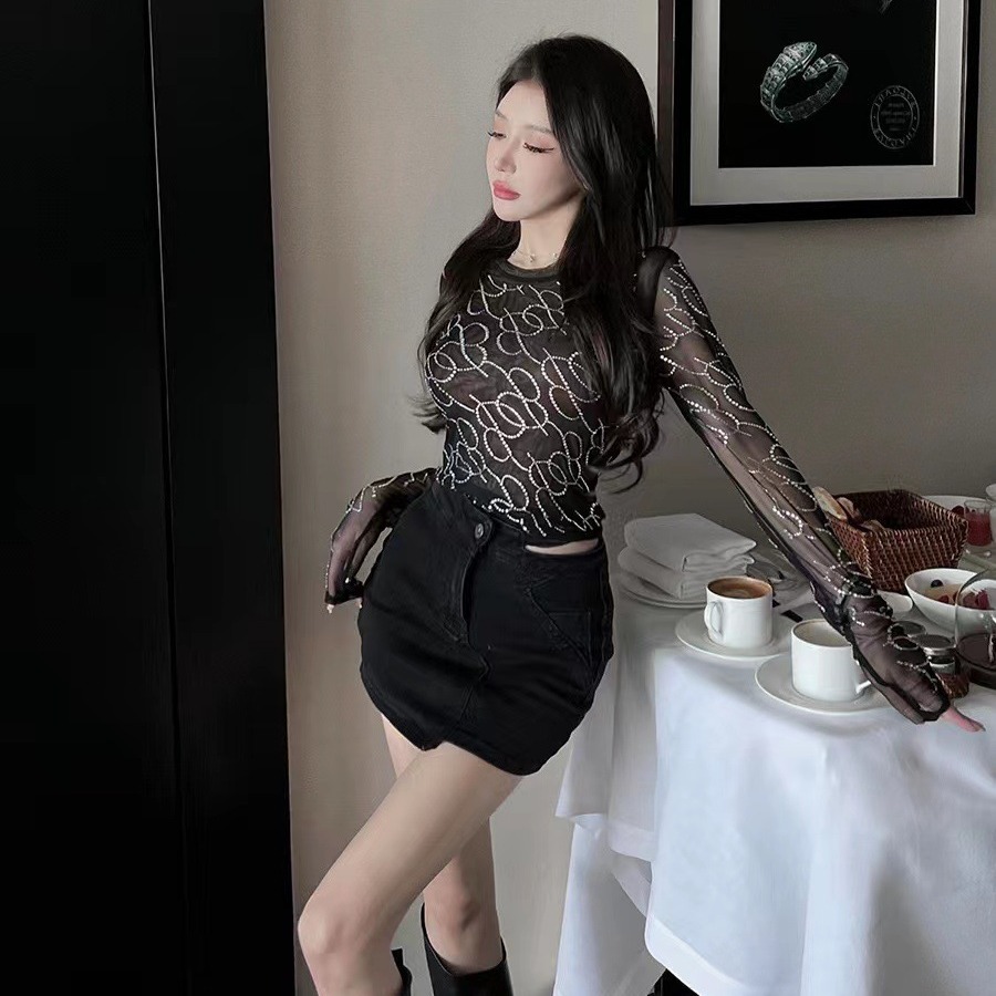 24夏季新款设计感小众百搭弹力修身长袖底衫透视薄纱水钻T恤圆领